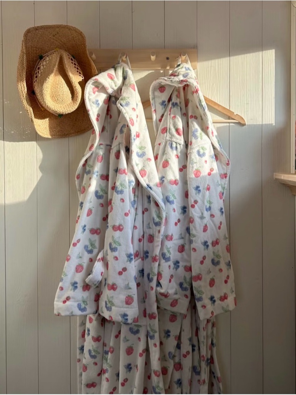 Djerf Avenue Summer Berries Print Terry Robe Organic Cotton Bathrobe SMALL - Picture 2 of 9